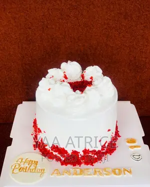 Cakes ( Cakes in Kumasi)