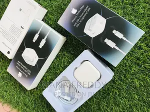 Apple  USB C Adapter