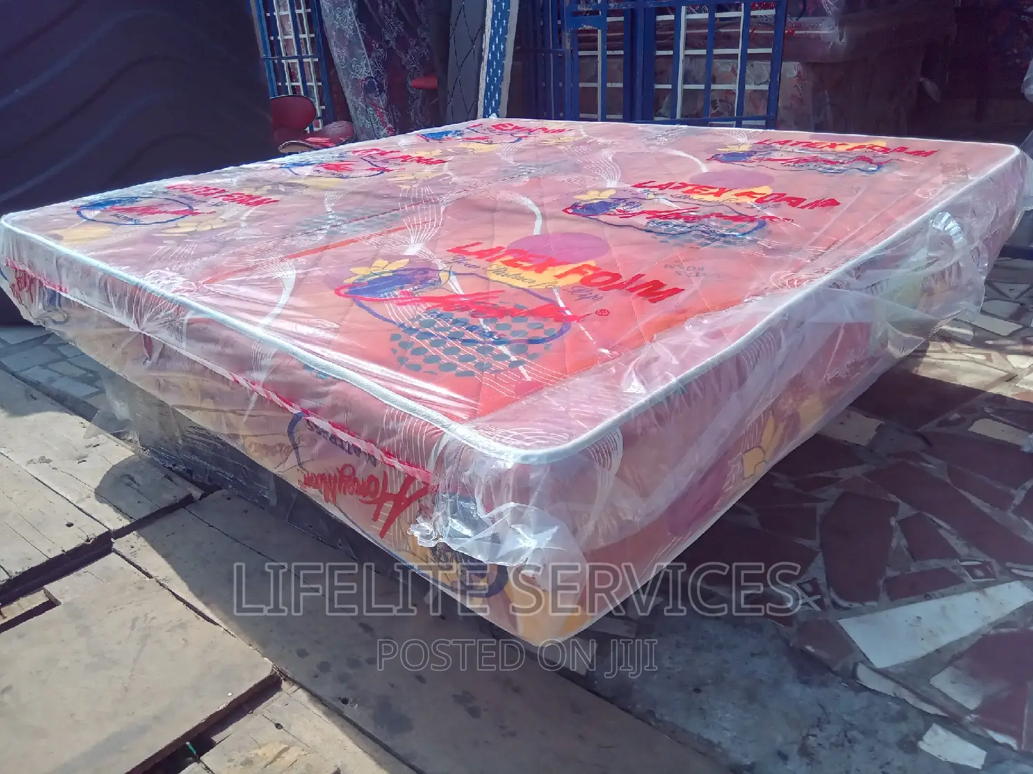 10inch Queen Size Mattress. Latex Foam