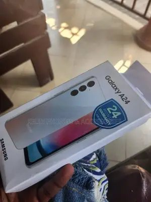 New Samsung Galaxy A24 128 GB Silver