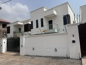 4bdrm Mansion in East Legon for sale