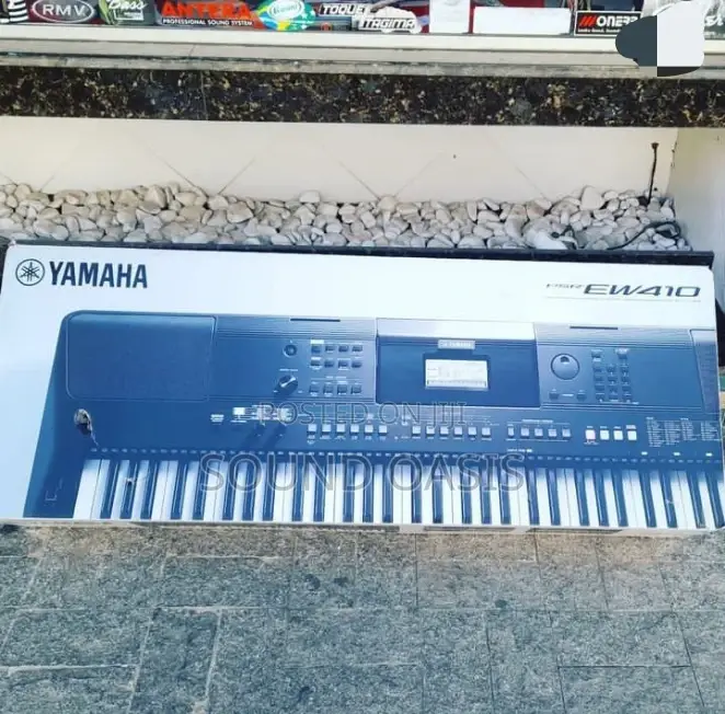 Yamaha PSR-EW410 76-Key Portable Keyboard