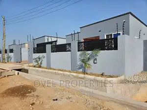 3bdrm House in Ayi Mensah, Oyarifa for sale