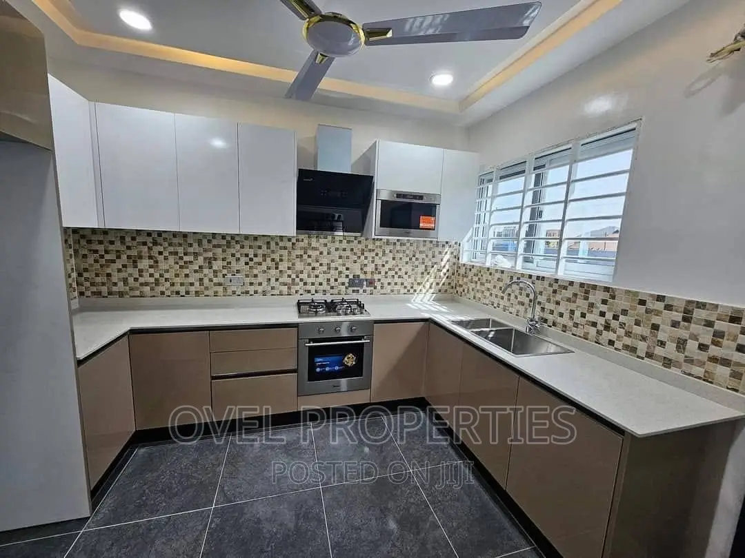 3bdrm House in Ayi Mensah, Oyarifa for sale