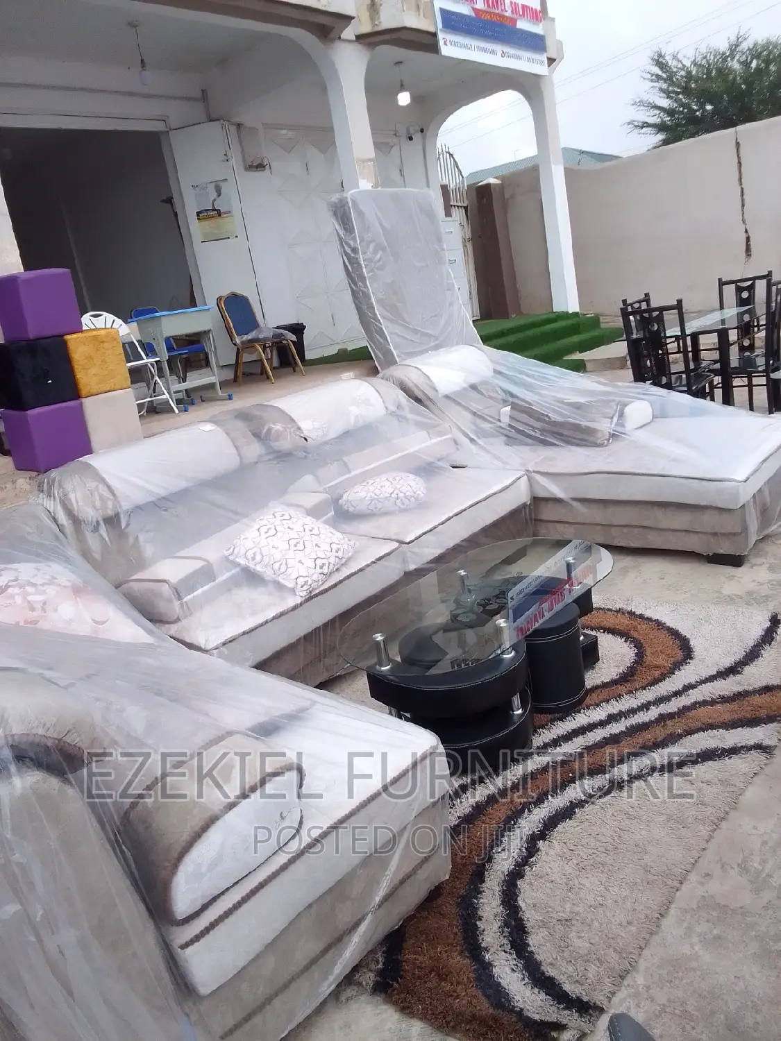 Sofa Set for Sale