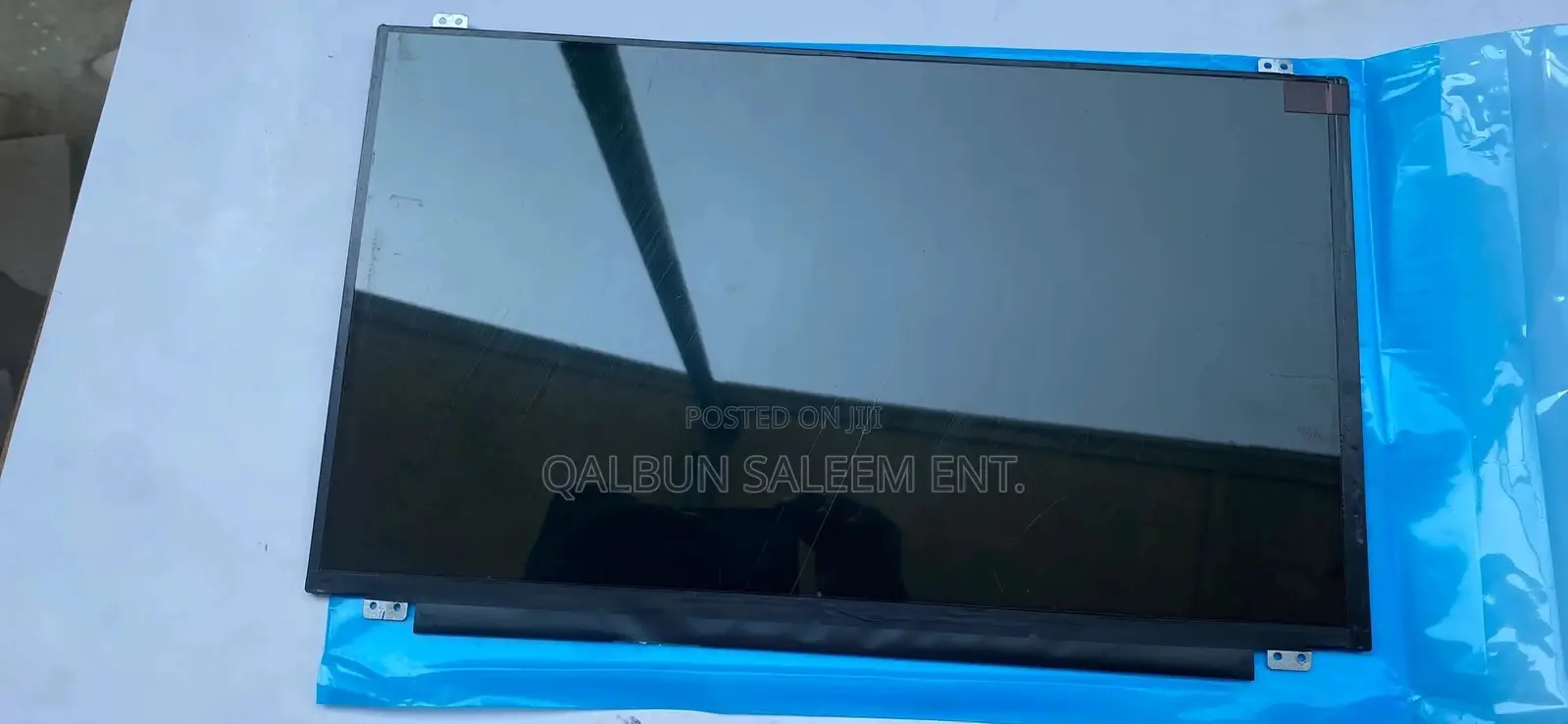15.6” 30 Pin Short Edgeless Laptop Screen