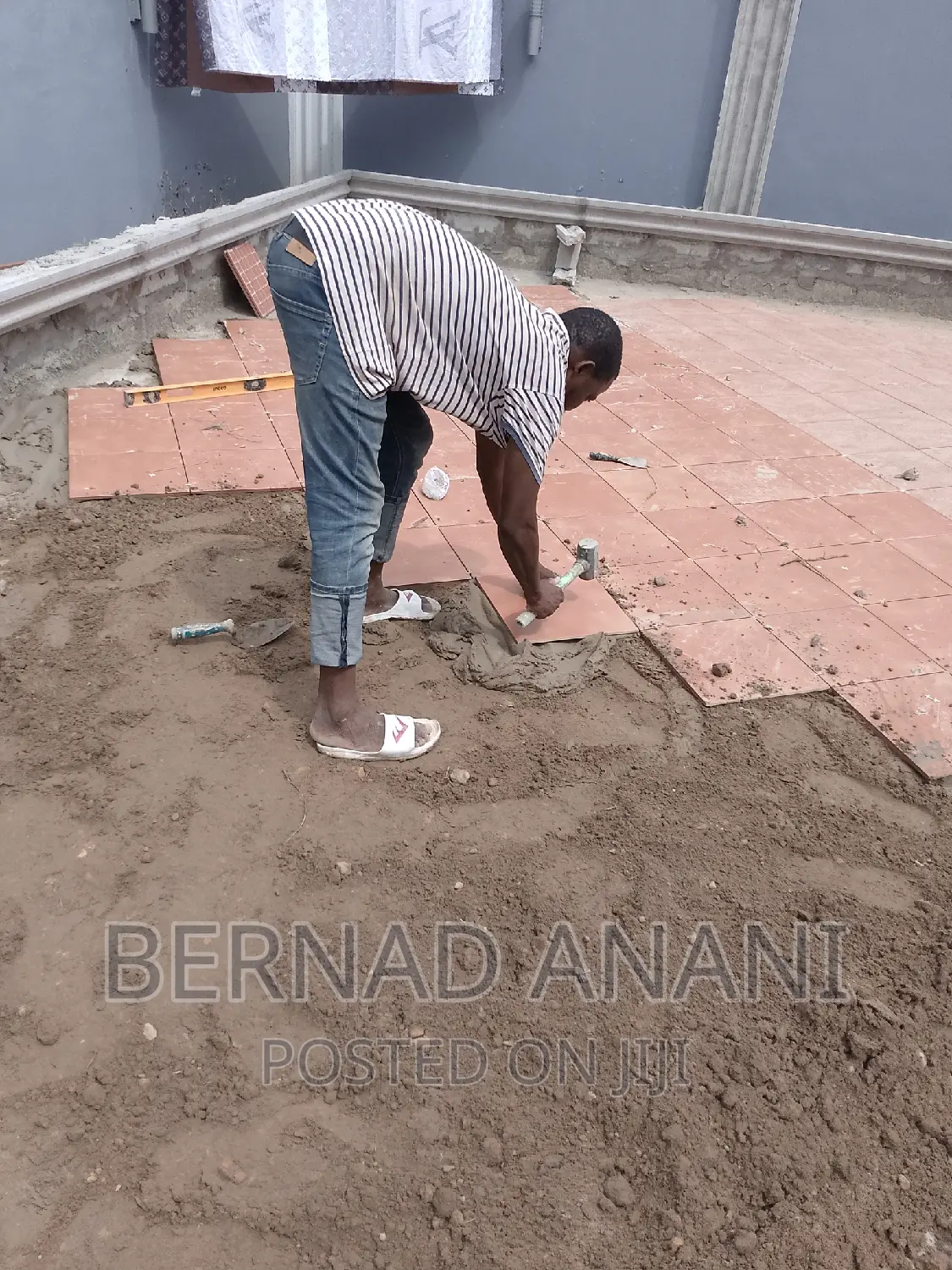Professional Tiller With Many Years of Experience