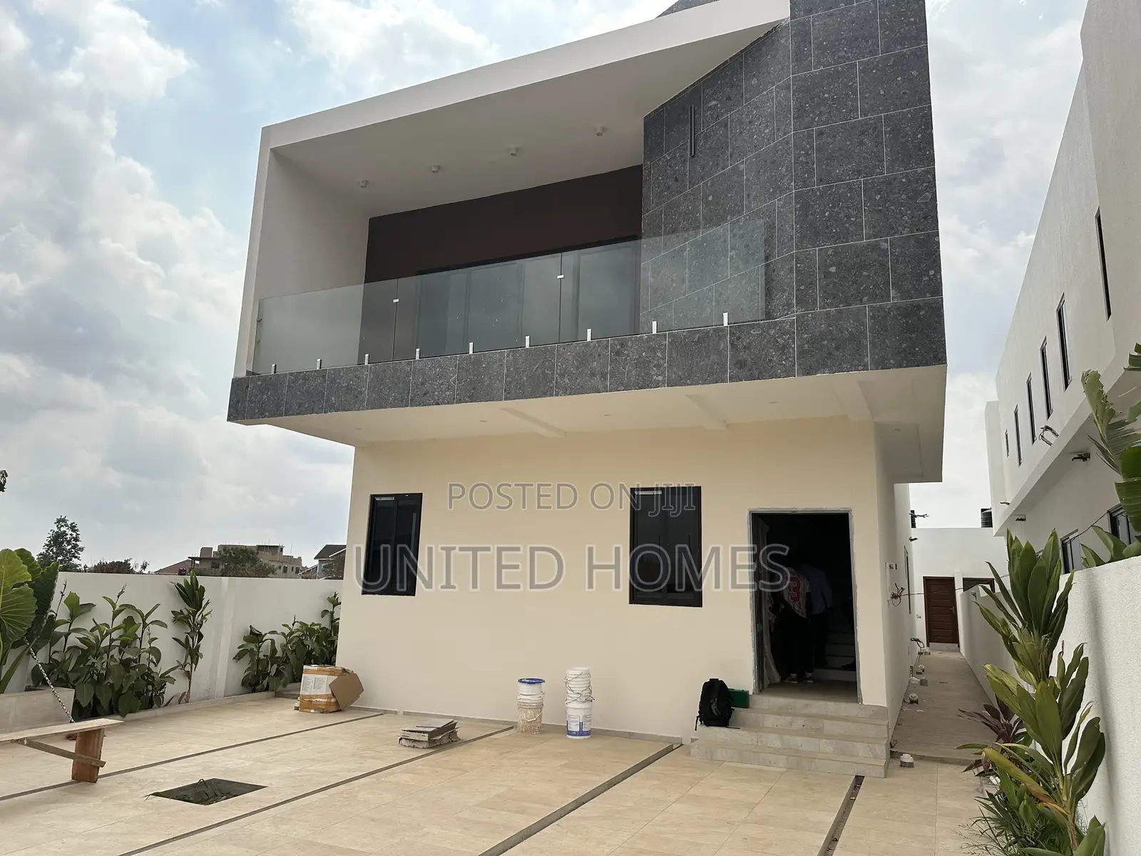 5bdrm House in Oyarifa for sale
