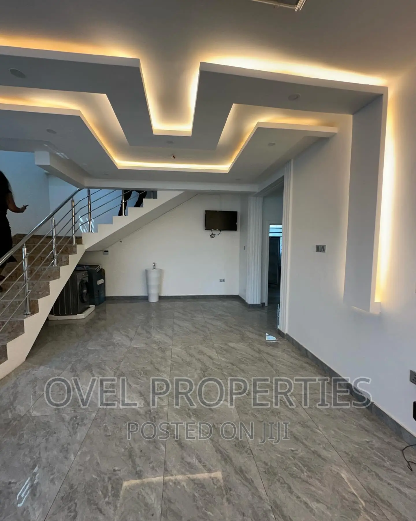 4bdrm House in Ogbojo Ars, American House for sale