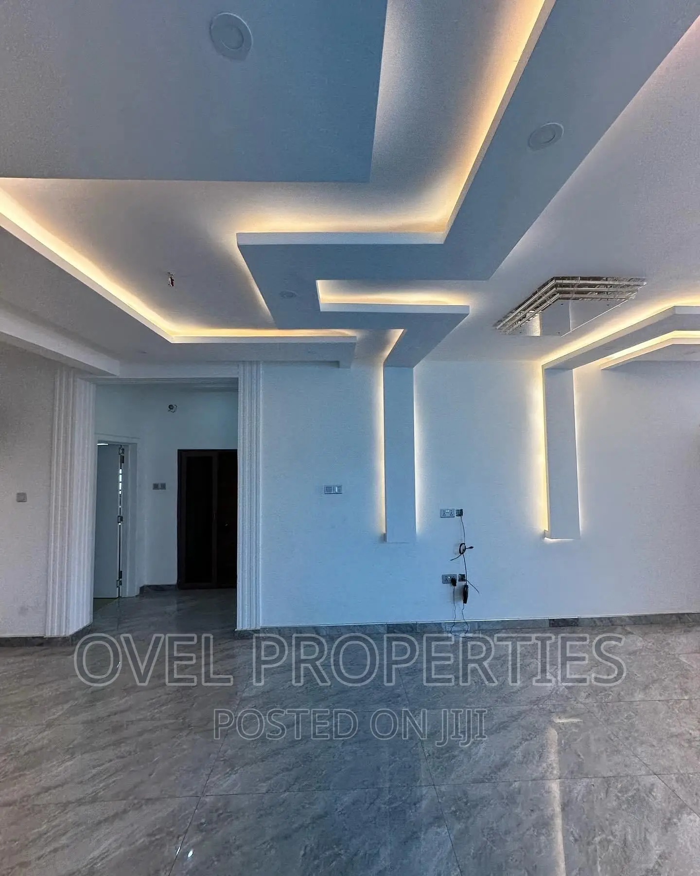 4bdrm House in Ogbojo Ars, American House for sale