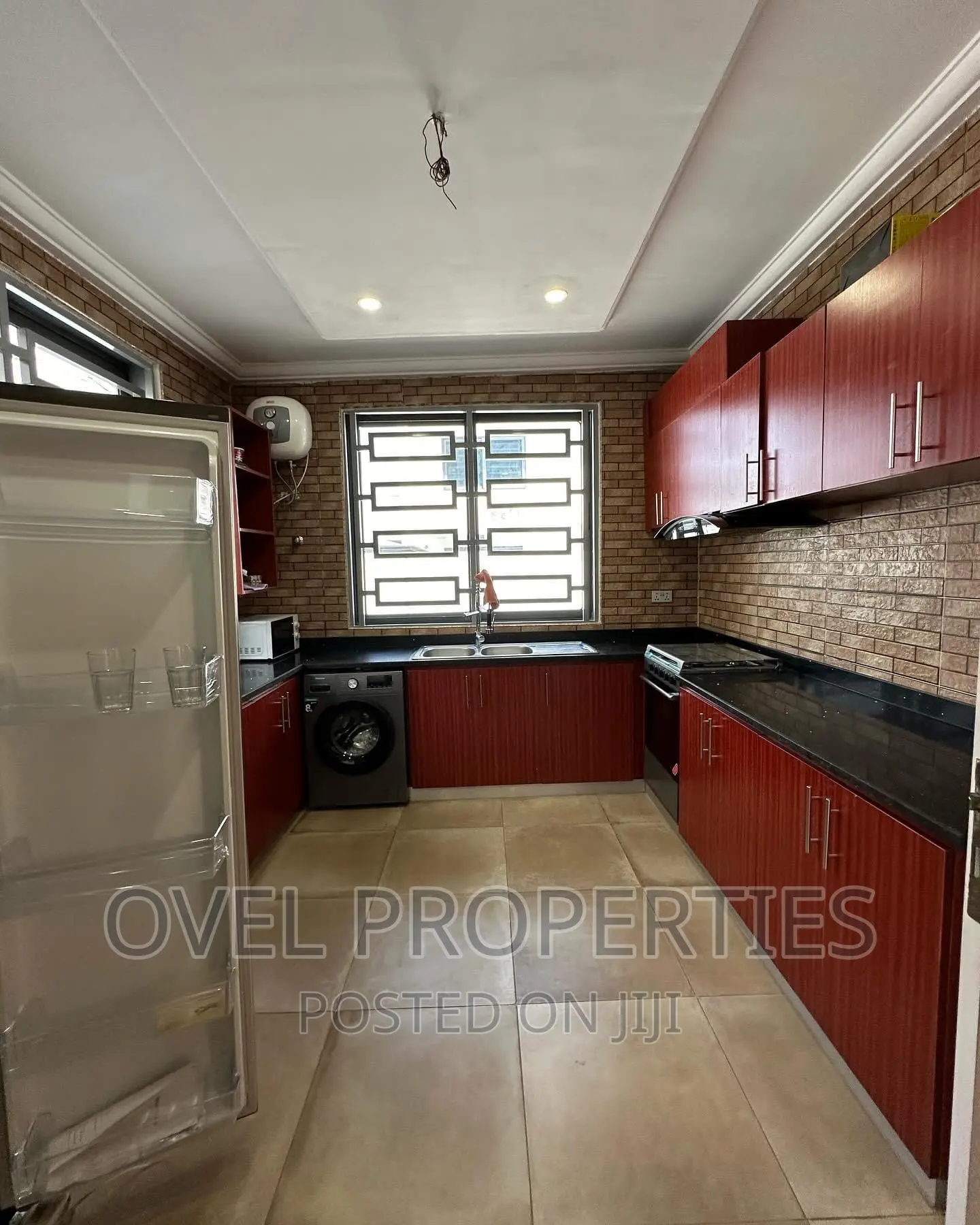 4bdrm House in Ogbojo Ars, American House for sale