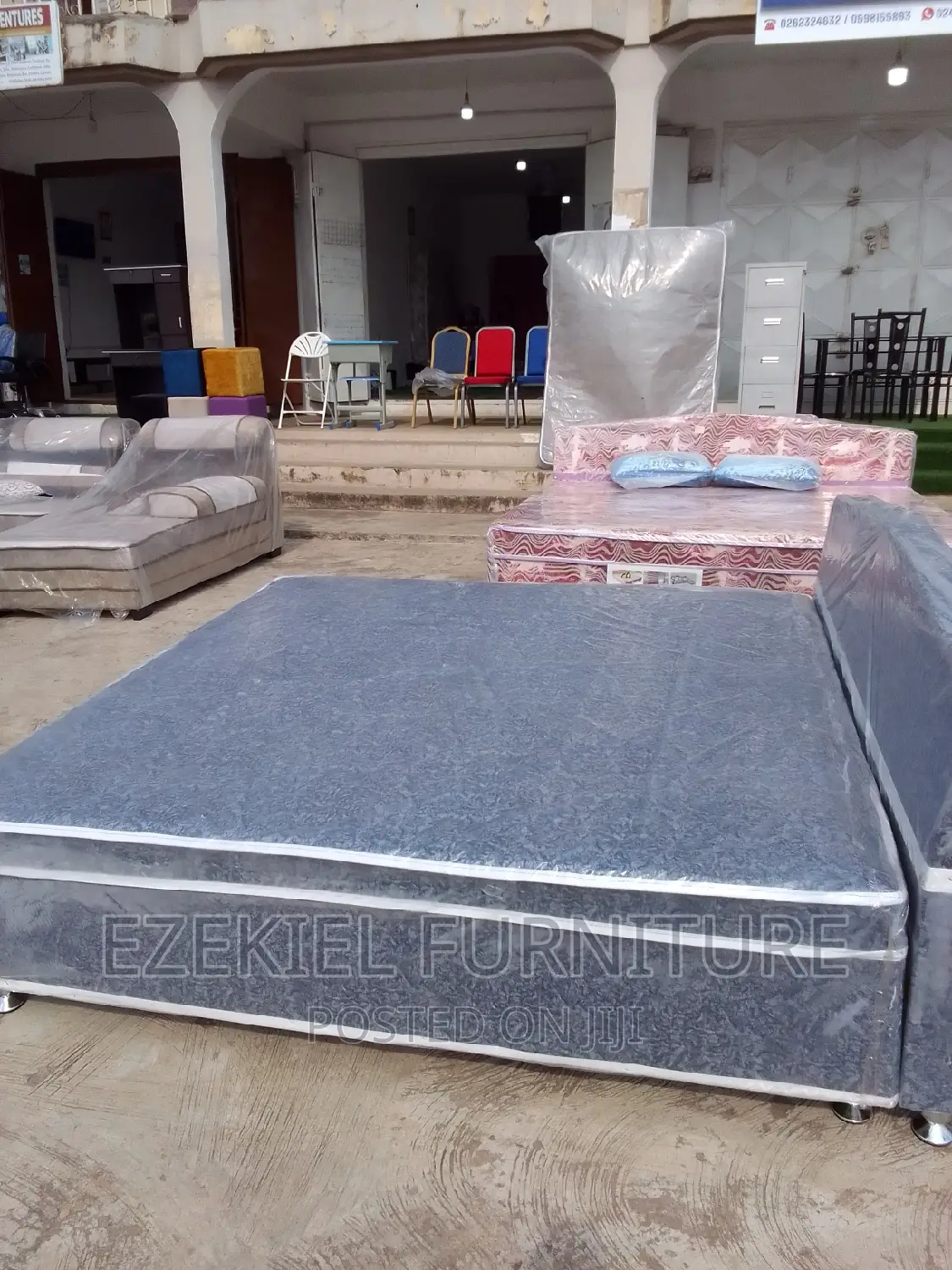 Queen Size Complete Bed