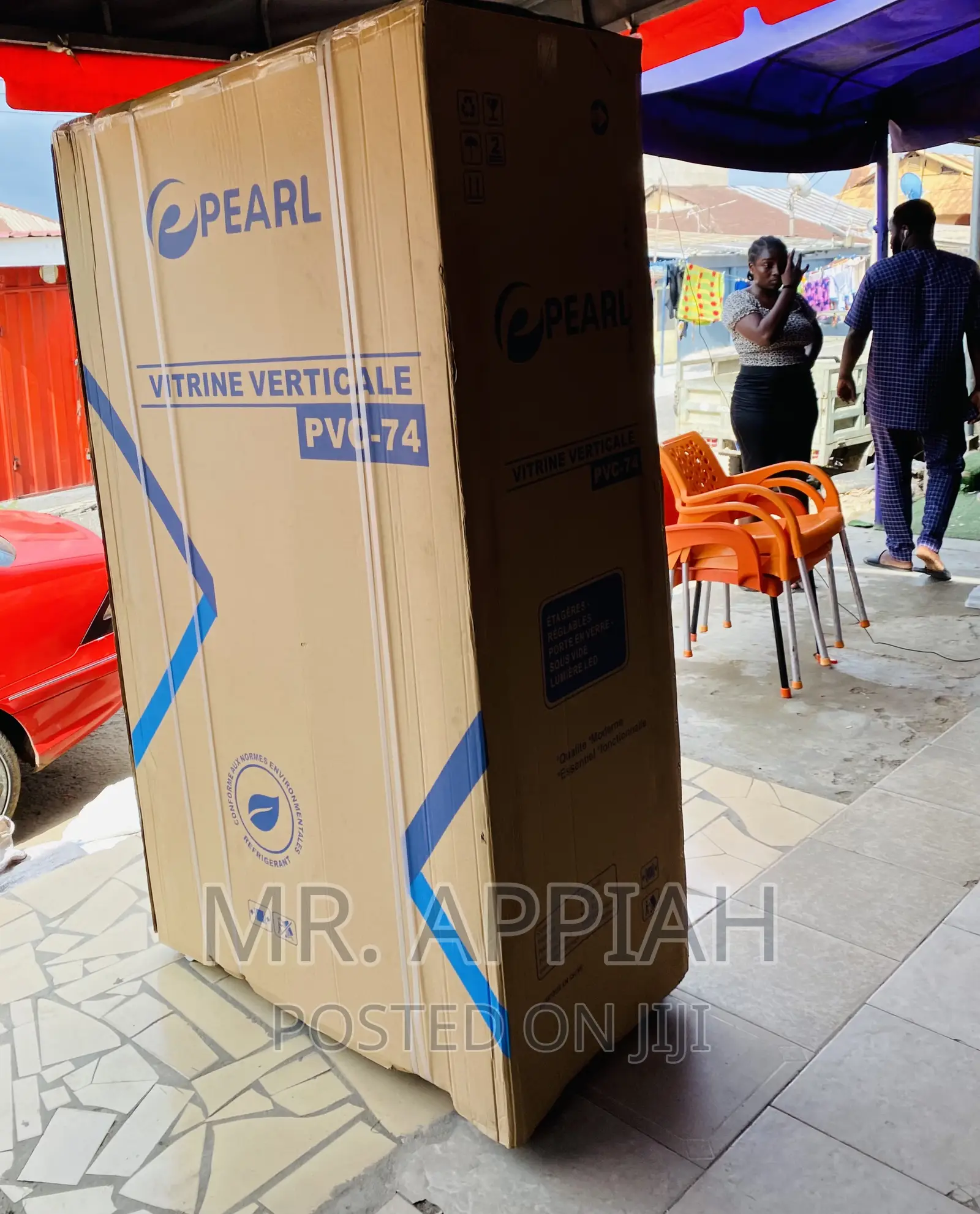 High Quality Pearl PVC-74 2 Door Beverage Cooler.