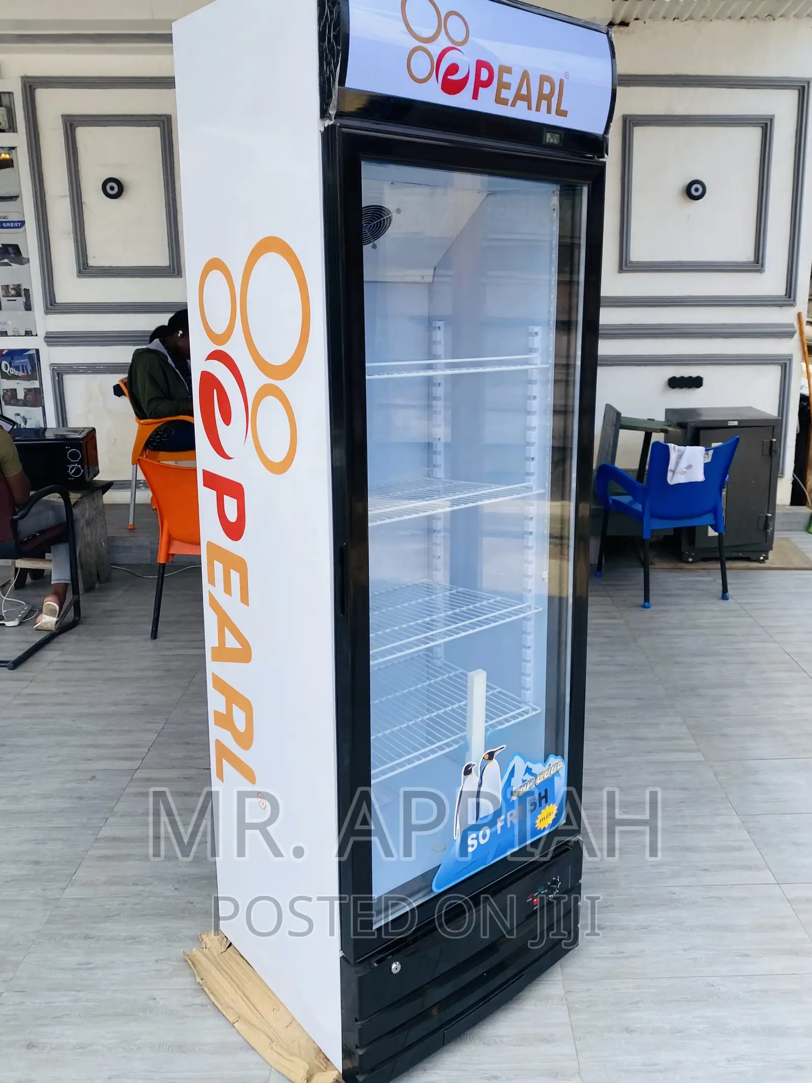 Fast Cooling Pearl PVC-28 1 Door Electric Beverage Cooler.