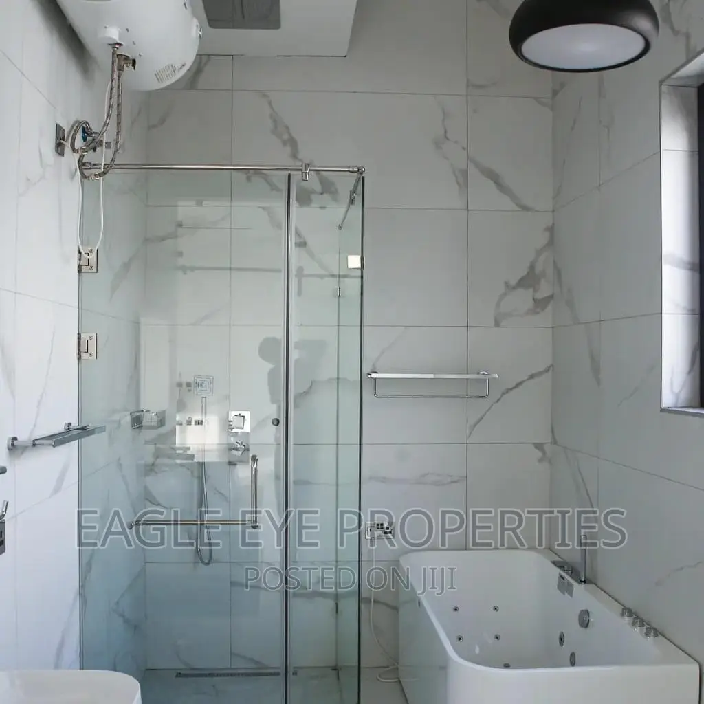 4bdrm House in East Legon for sale
