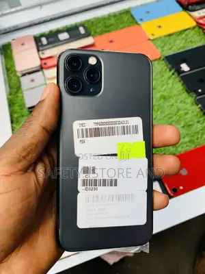 New Apple iPhone 11 Pro 64 GB Black