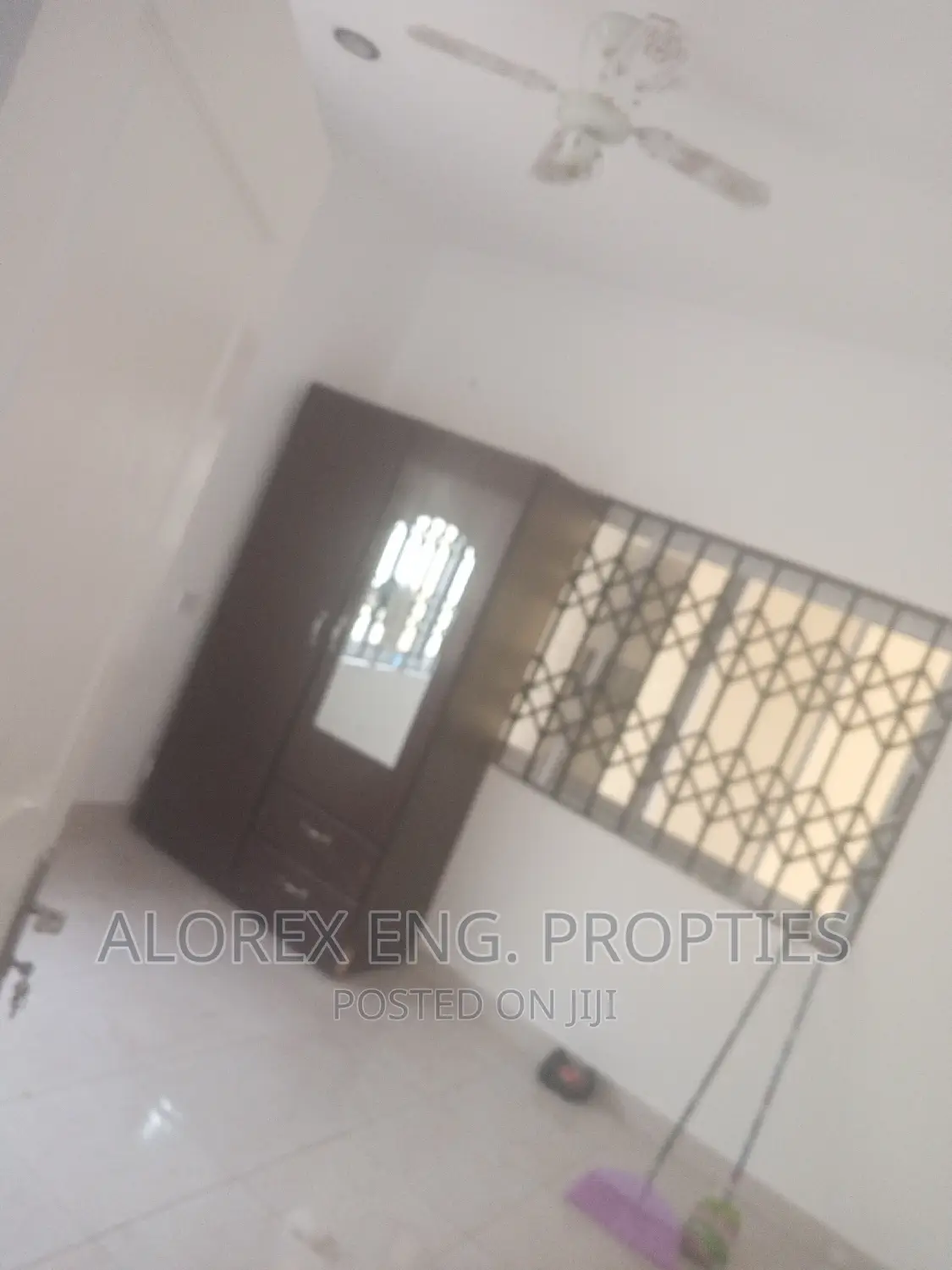 3bdrm House in $550 Ghana Flag, Oyarifa for rent