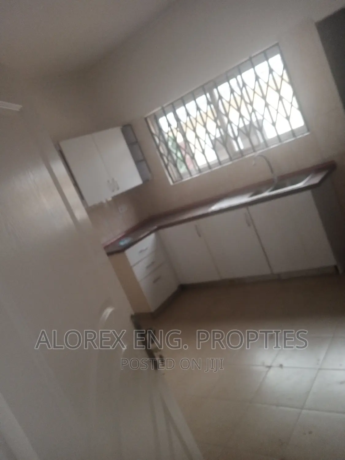 3bdrm House in $550 Ghana Flag, Oyarifa for rent