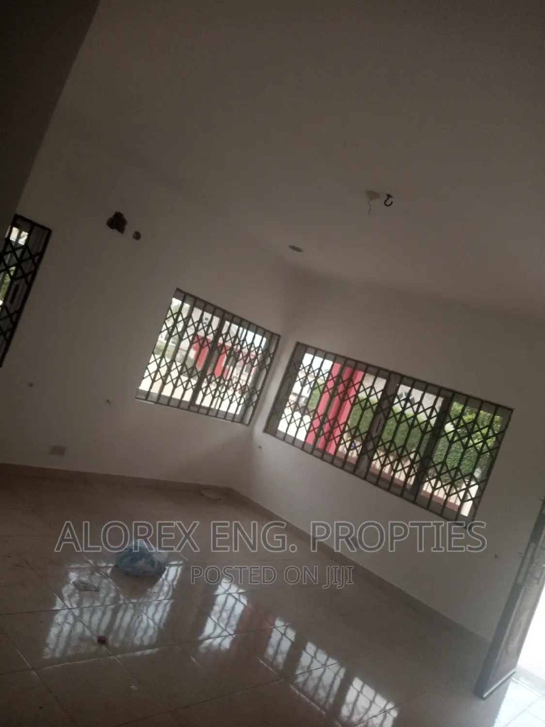 3bdrm House in $550 Ghana Flag, Oyarifa for rent