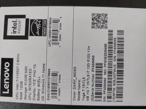 New Laptop Lenovo Yoga 700 12GB Intel Core I7 SSD 512GB