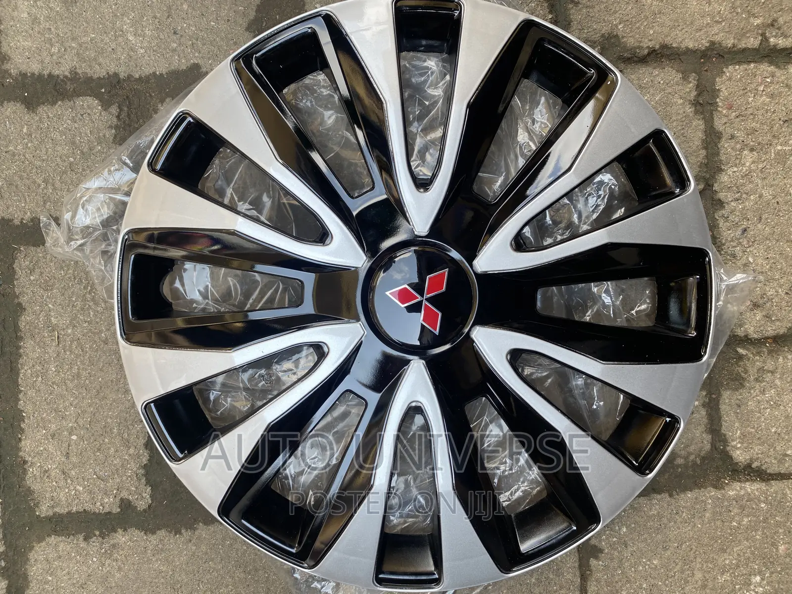 Mitsubishi Wheel Cap Available