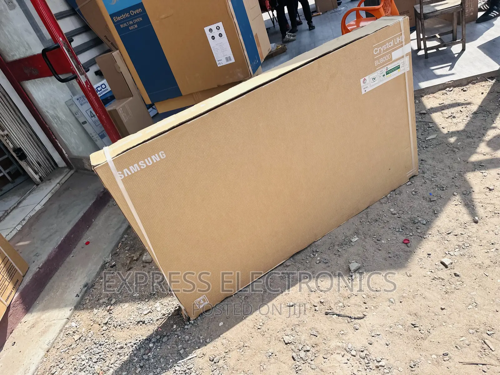 Neatly Sealed Samsung UHD Smart 55”Au7092 Glossy Tv LED —