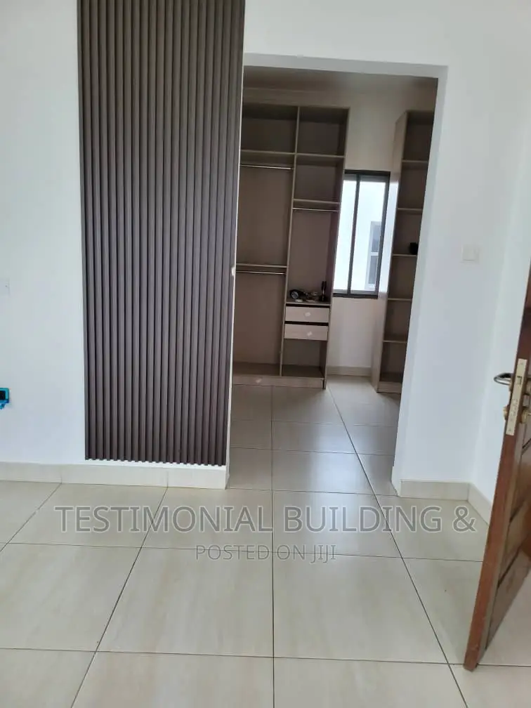 4bdrm House in Testimonial Building, East Legon for rent