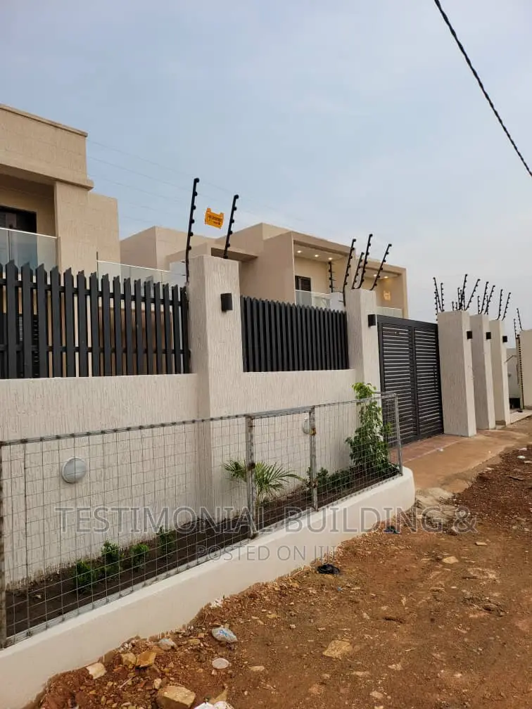 4bdrm House in Testimonial Building, Lake Side Estate for sale