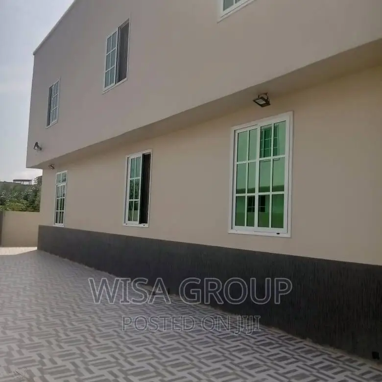 4bdrm Duplex in Wisa Groups, Accra Metropolitan for rent