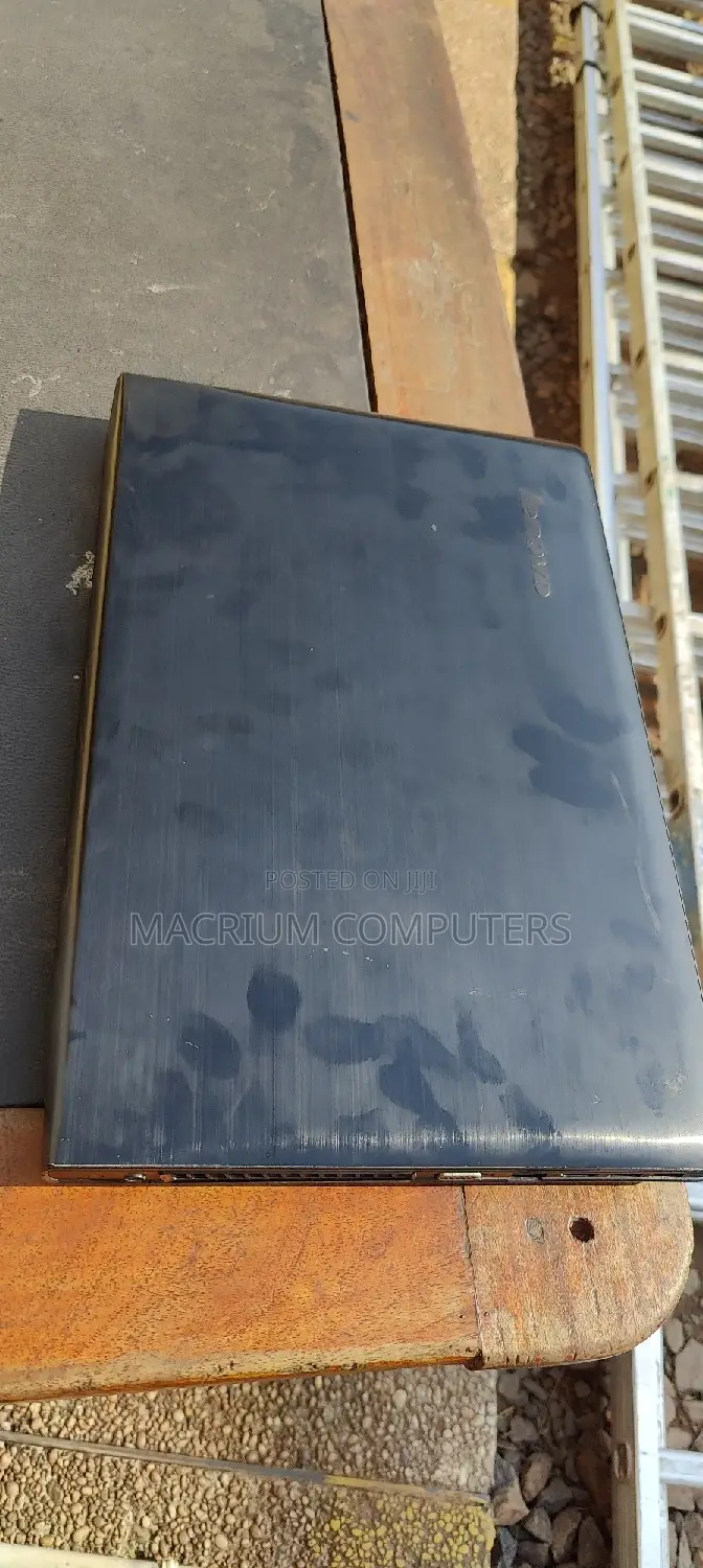 Laptop Lenovo IdeaPad Y500 8GB Intel Core I7 HDD 1T