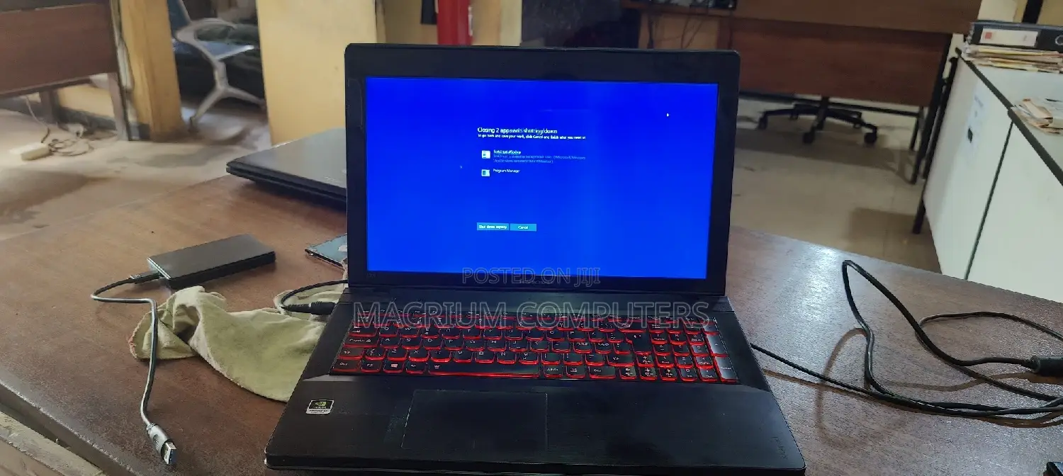 Laptop Lenovo IdeaPad Y500 8GB Intel Core I7 HDD 1T