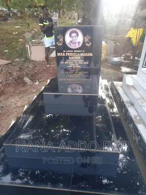 Tiles Tombstone Design With High Finishing