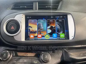 Toyota Vitz 2012 Android Carplay Scree’