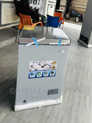 Adjustable < Temperature Chest Freezer Single Door 100L