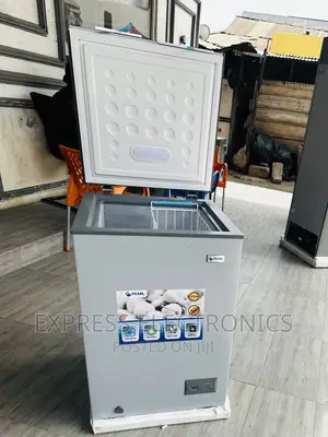 Less> Vibrant Chest Freezer Single Door 100L
