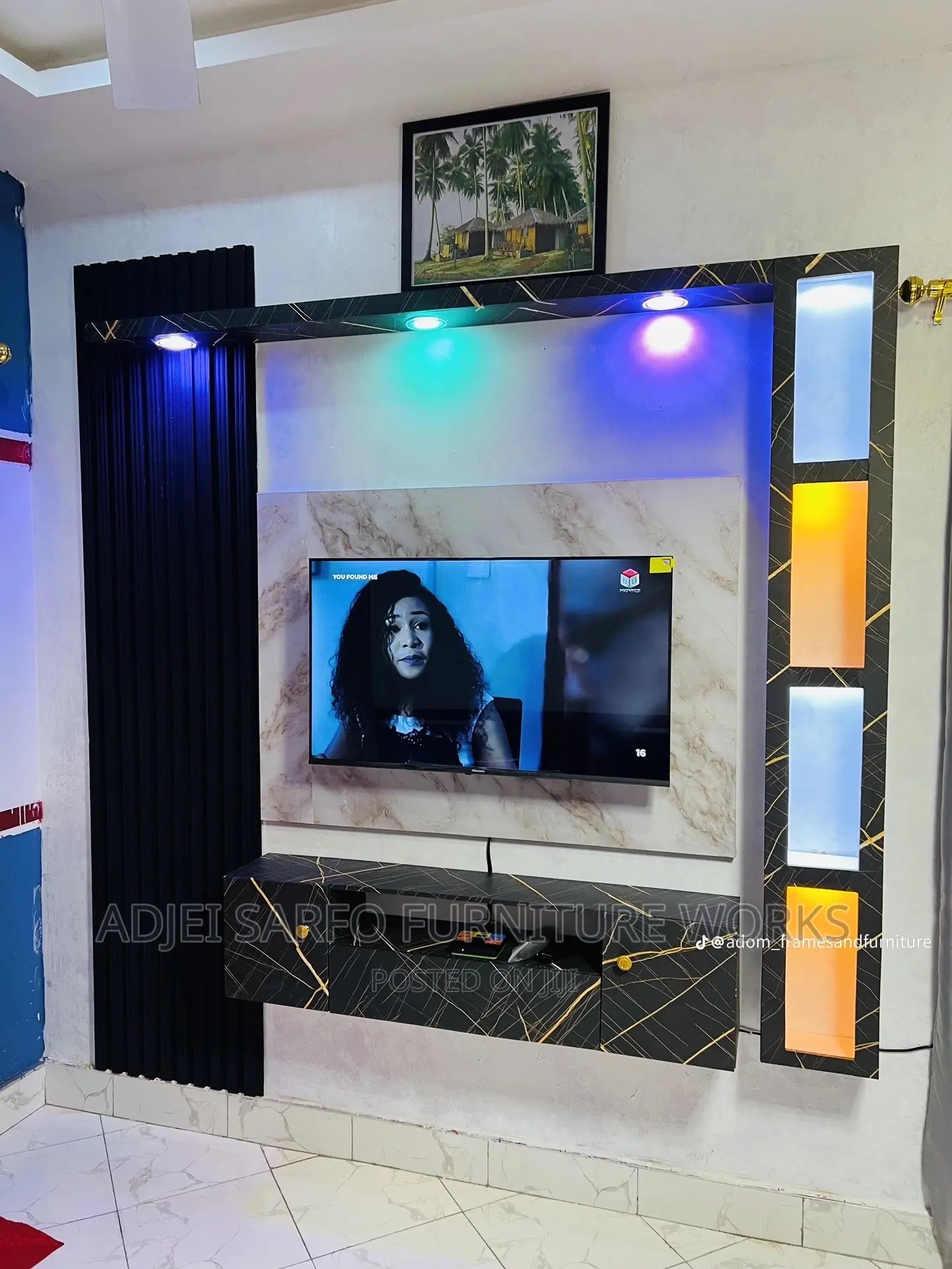 Original Led Wall Mount With Original Tv Stand and Panels