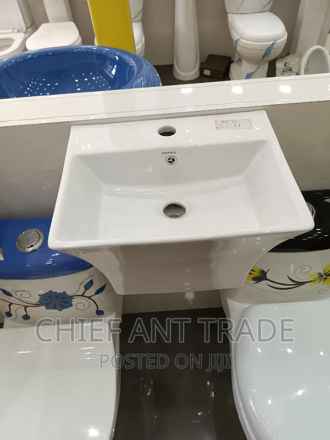 Suspended / Hung Basin