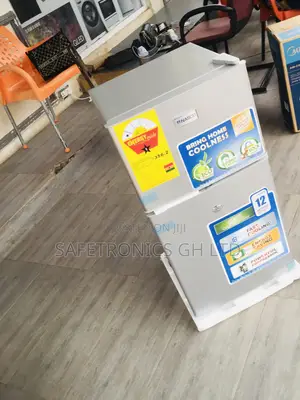 Gray Doubledoor Durable Topfreezer Nasco Nasf2-120 Fridge