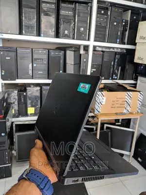 Laptop Dell Latitude E7470 8GB Intel Core I5 SSD 256GB