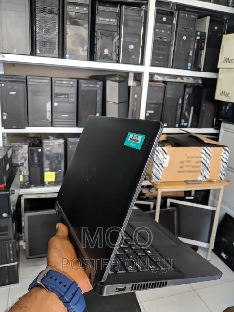 Laptop Dell Latitude E7470 8GB Intel Core I5 SSD 256GB