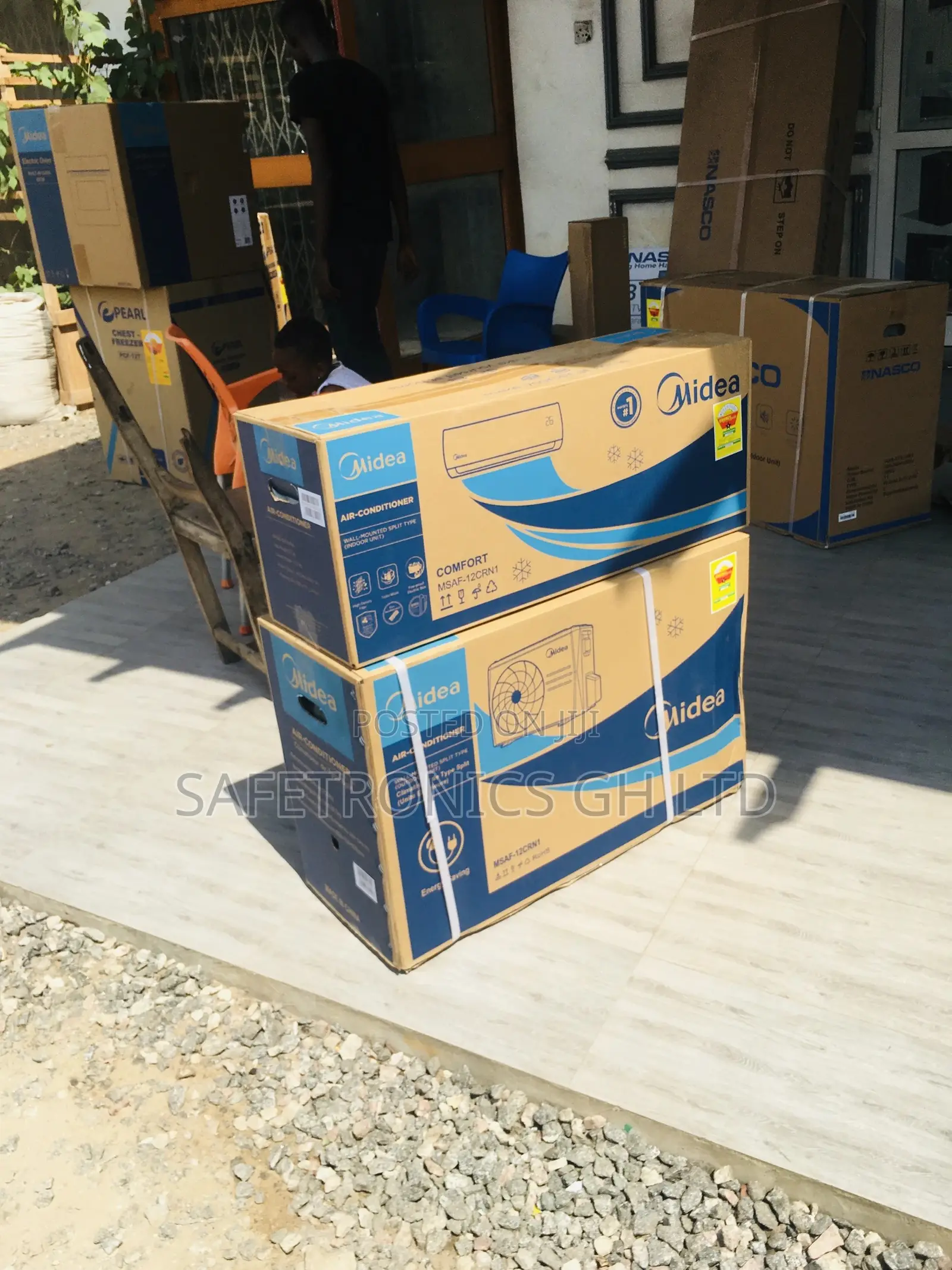 White Electric Midea Split Gas 1.5hp Airconditioner