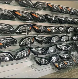 Mercedes Benz GL Class Headlight Pair