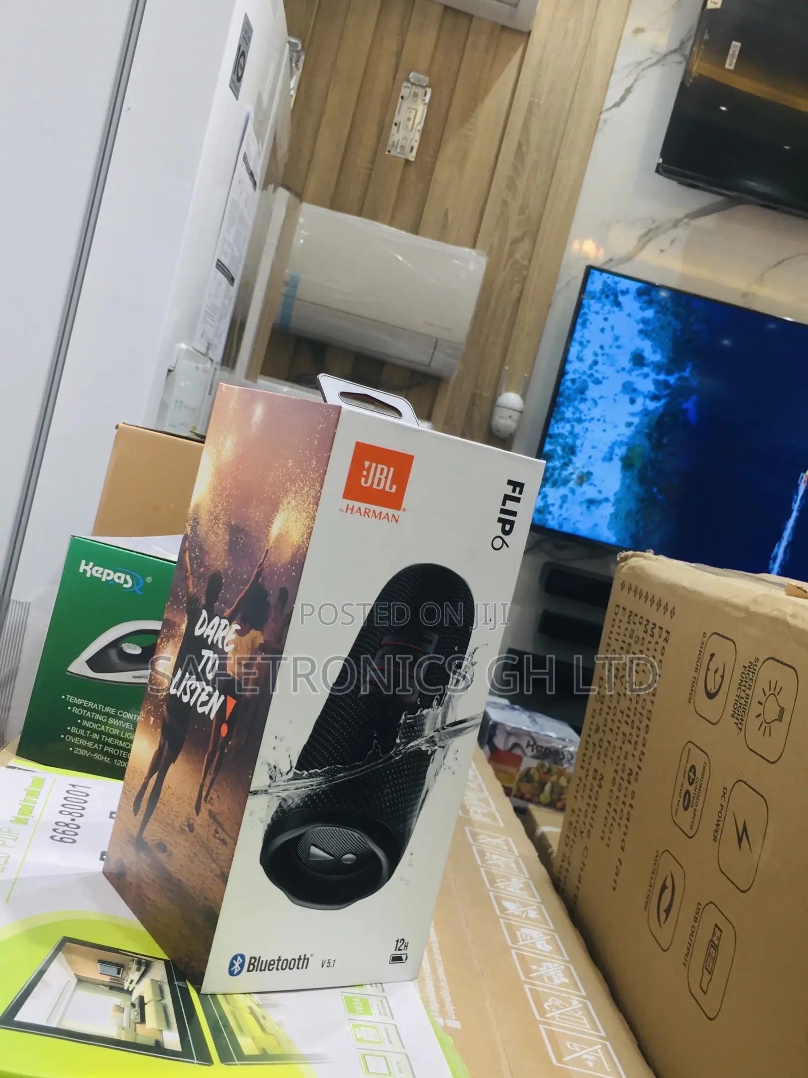 JBL Flip 6 Wireless Bluetooth Black Electric Speaker