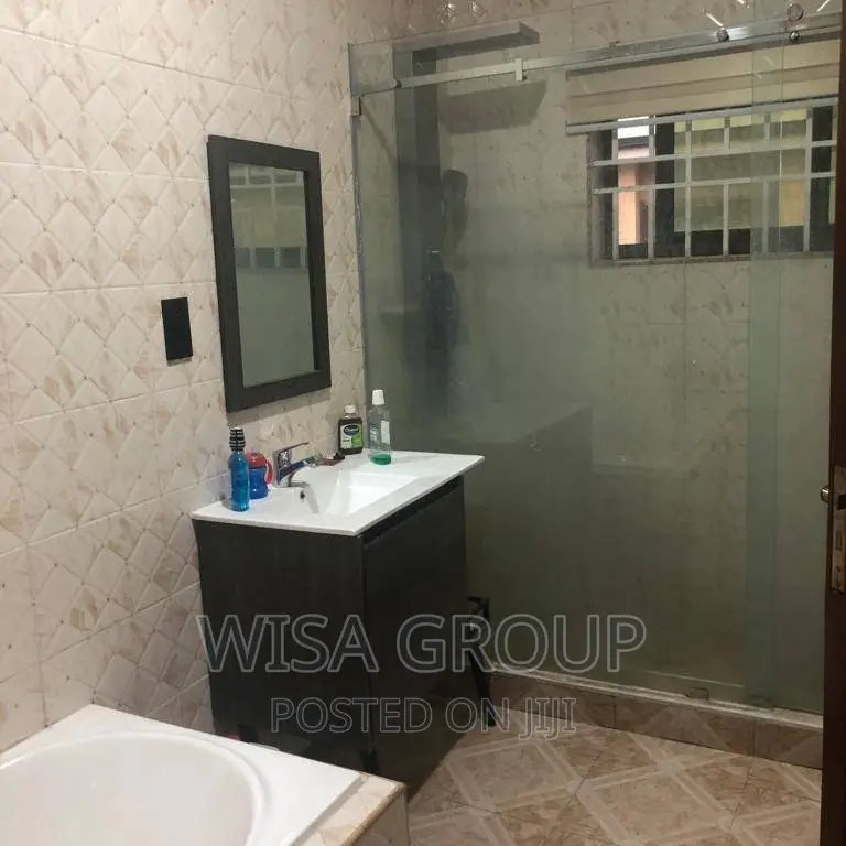 5bdrm Duplex in Wisa Groups, Accra Metropolitan for rent