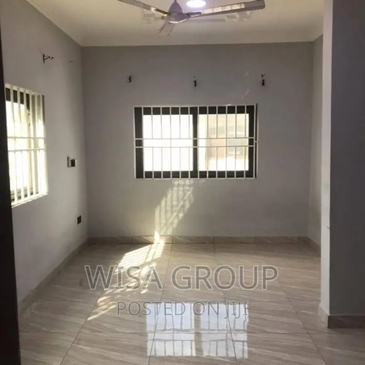 5bdrm Duplex in Wisa Groups, Accra Metropolitan for rent