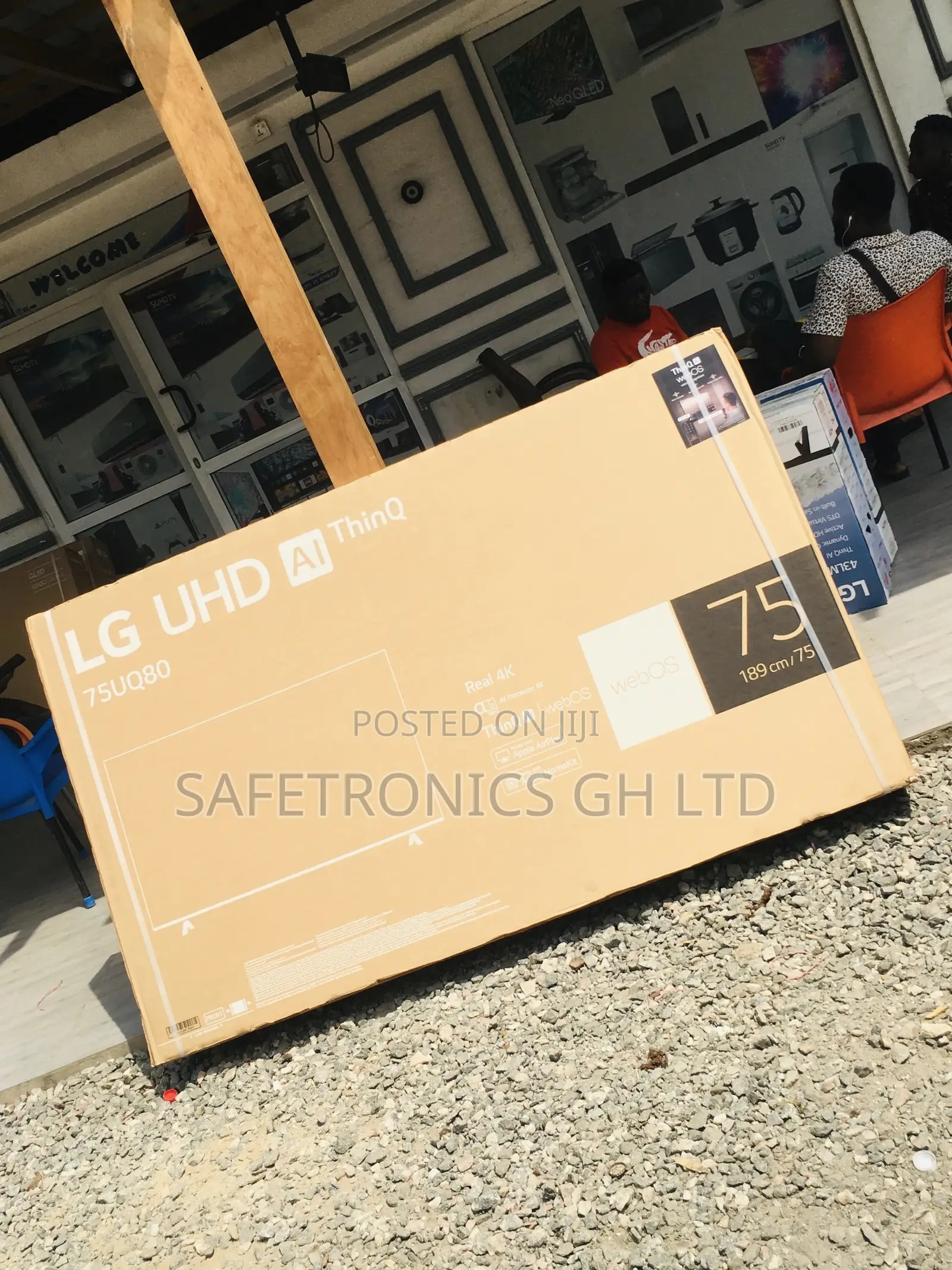 UQ80 LG 75 Inches Glossy LED Smart Electric UHD Tv