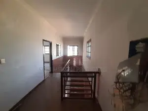 4bdrm House in Skm, Teshie for sale