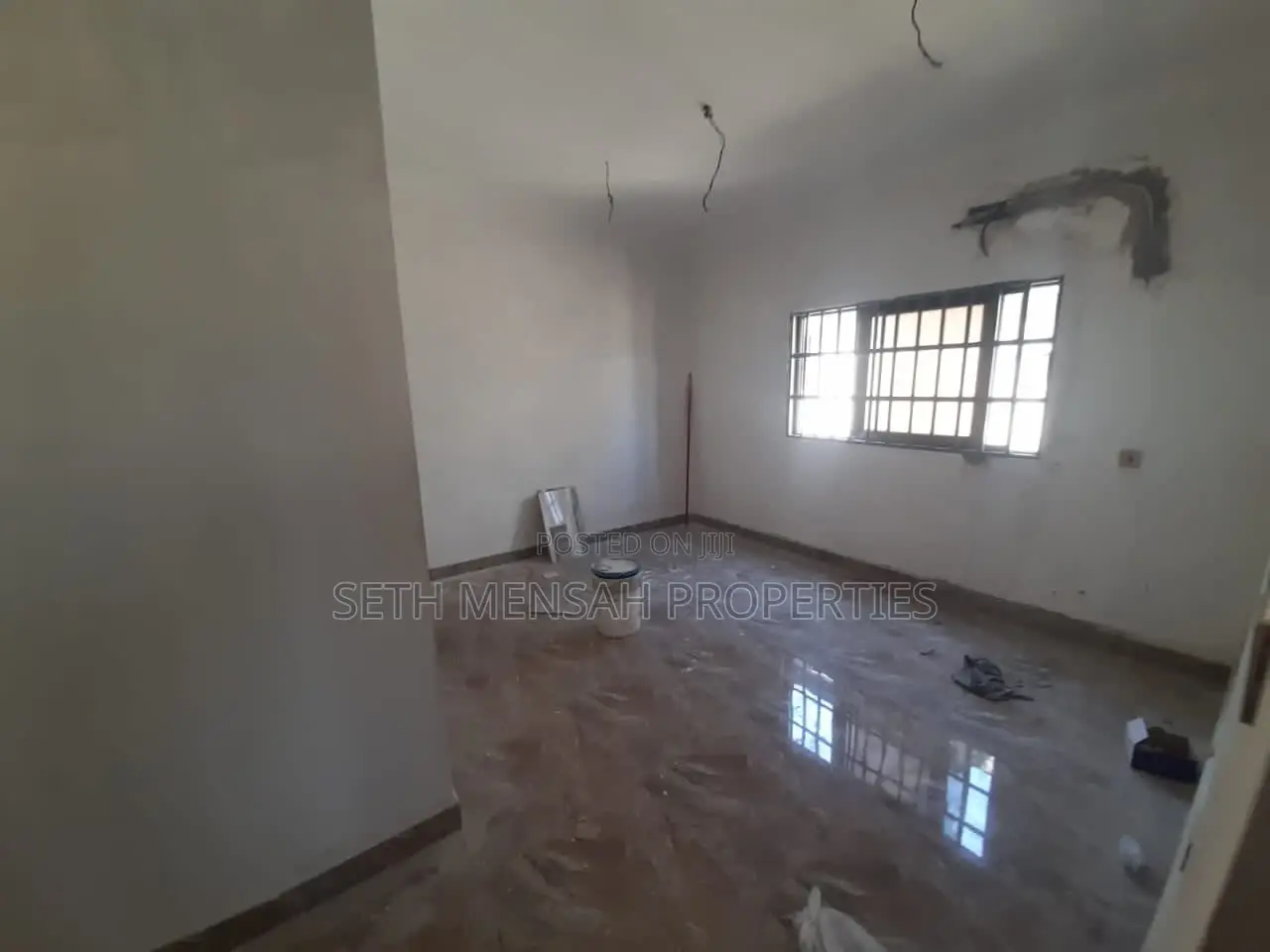 4bdrm House in Skm, Teshie for sale
