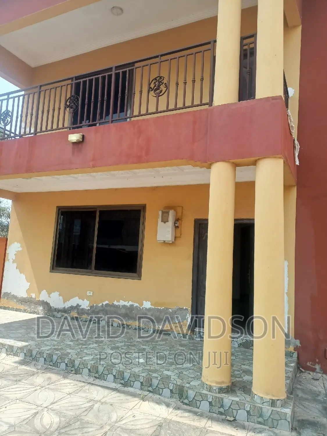 5bdrm Mansion in Executive Newly, Tema Metropolitan for rent