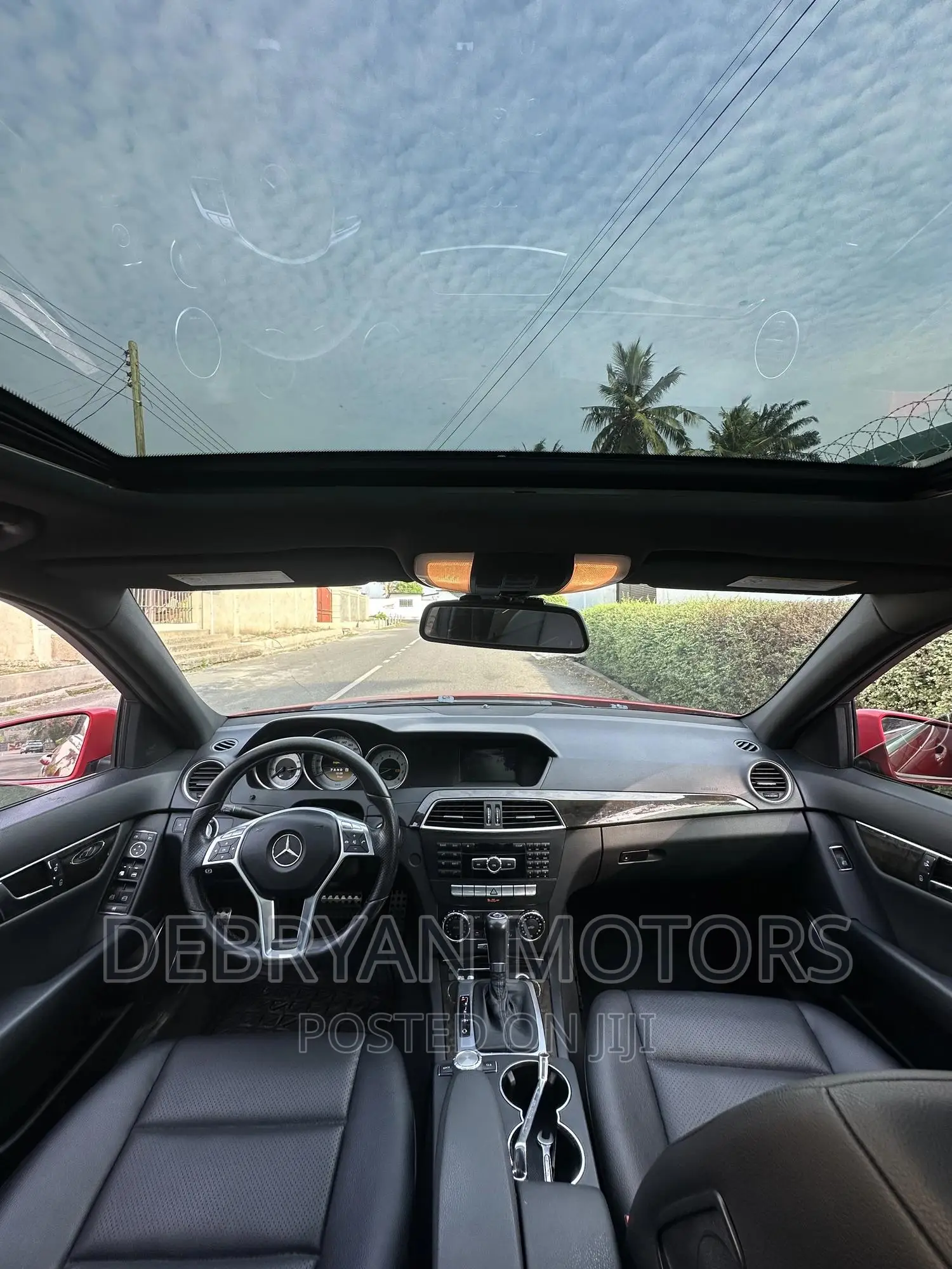 Mercedes-Benz C250 2012 Red